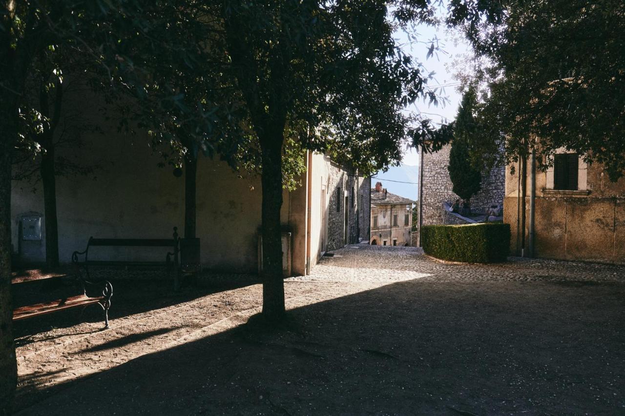 Albergo Diffuso Crispolti Labro Екстериор снимка