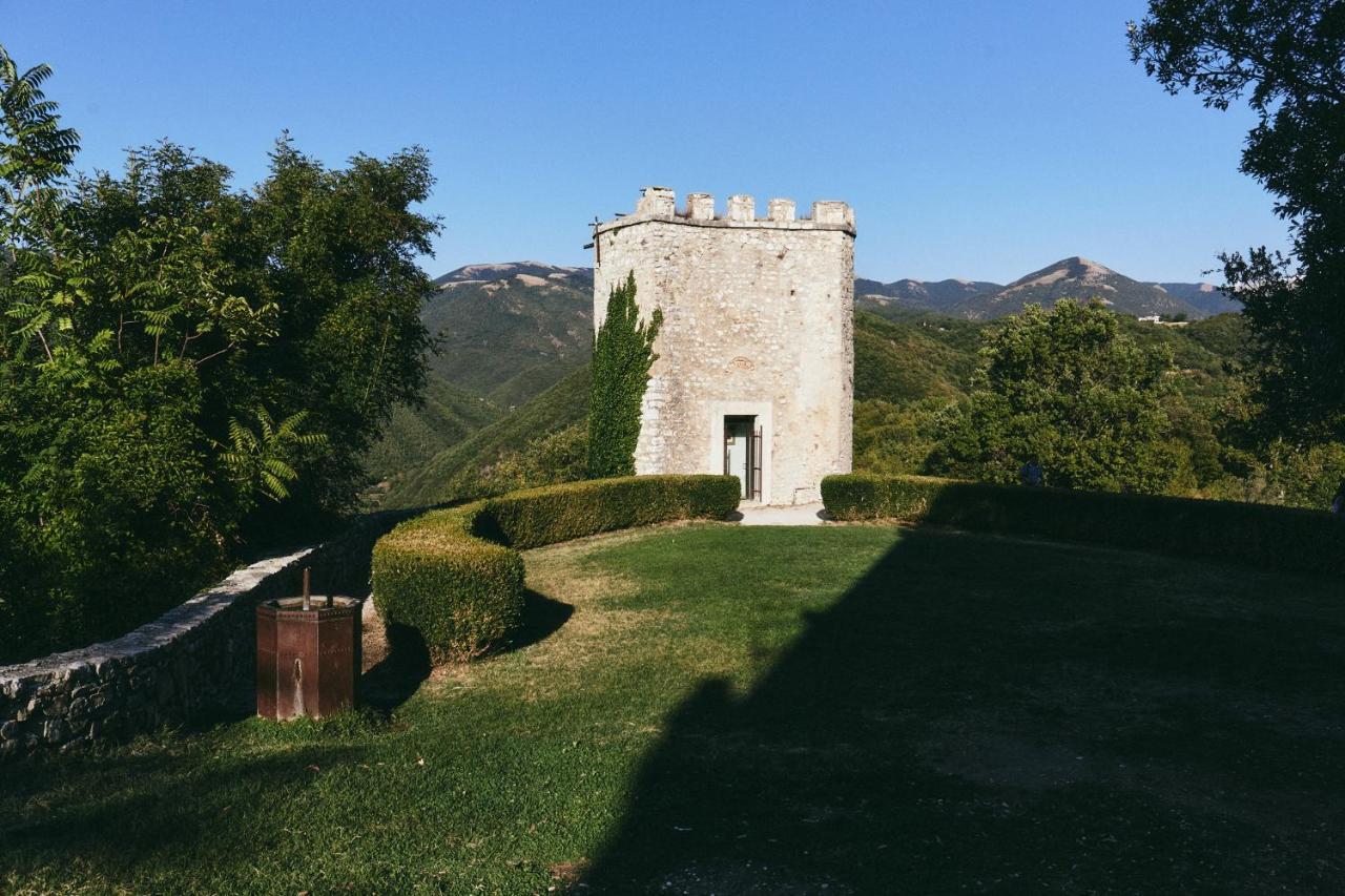 Albergo Diffuso Crispolti Labro Екстериор снимка