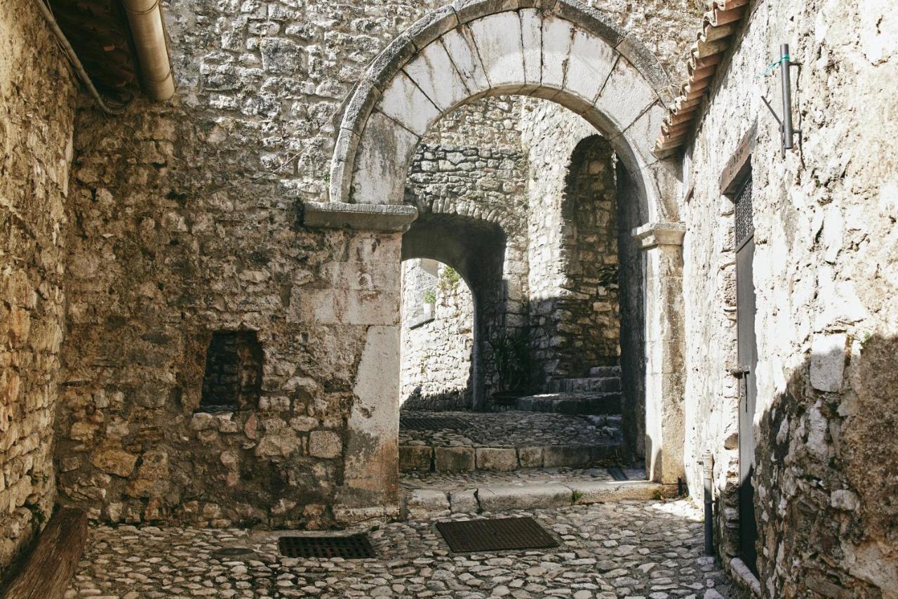 Albergo Diffuso Crispolti Labro Екстериор снимка