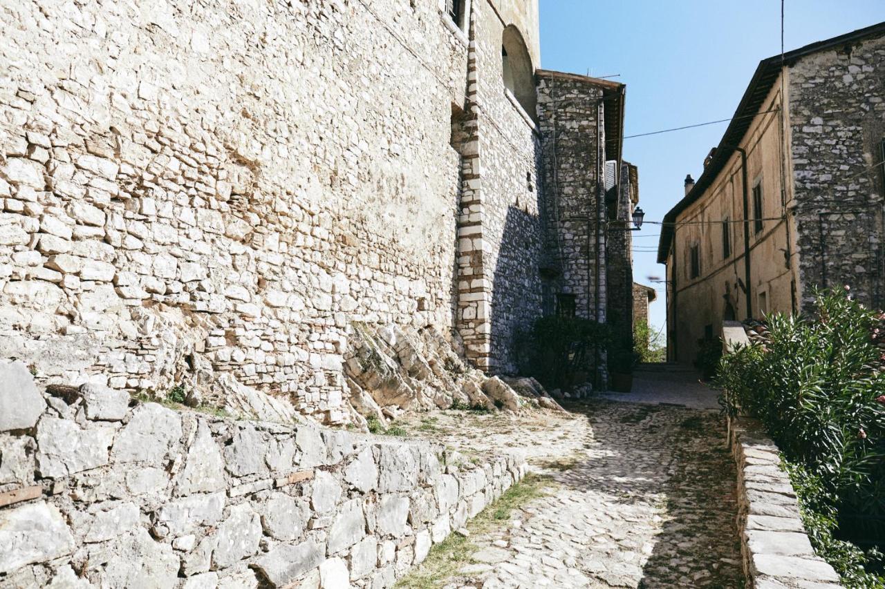 Albergo Diffuso Crispolti Labro Екстериор снимка